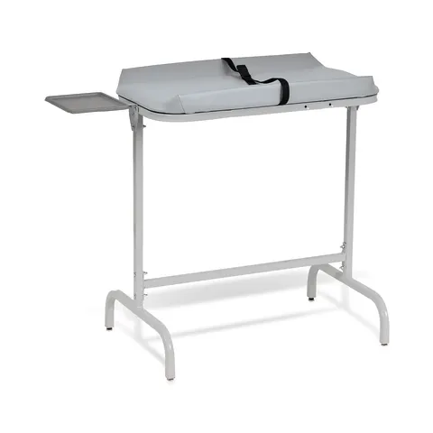 Free-Standing Infant Blood Draw Station