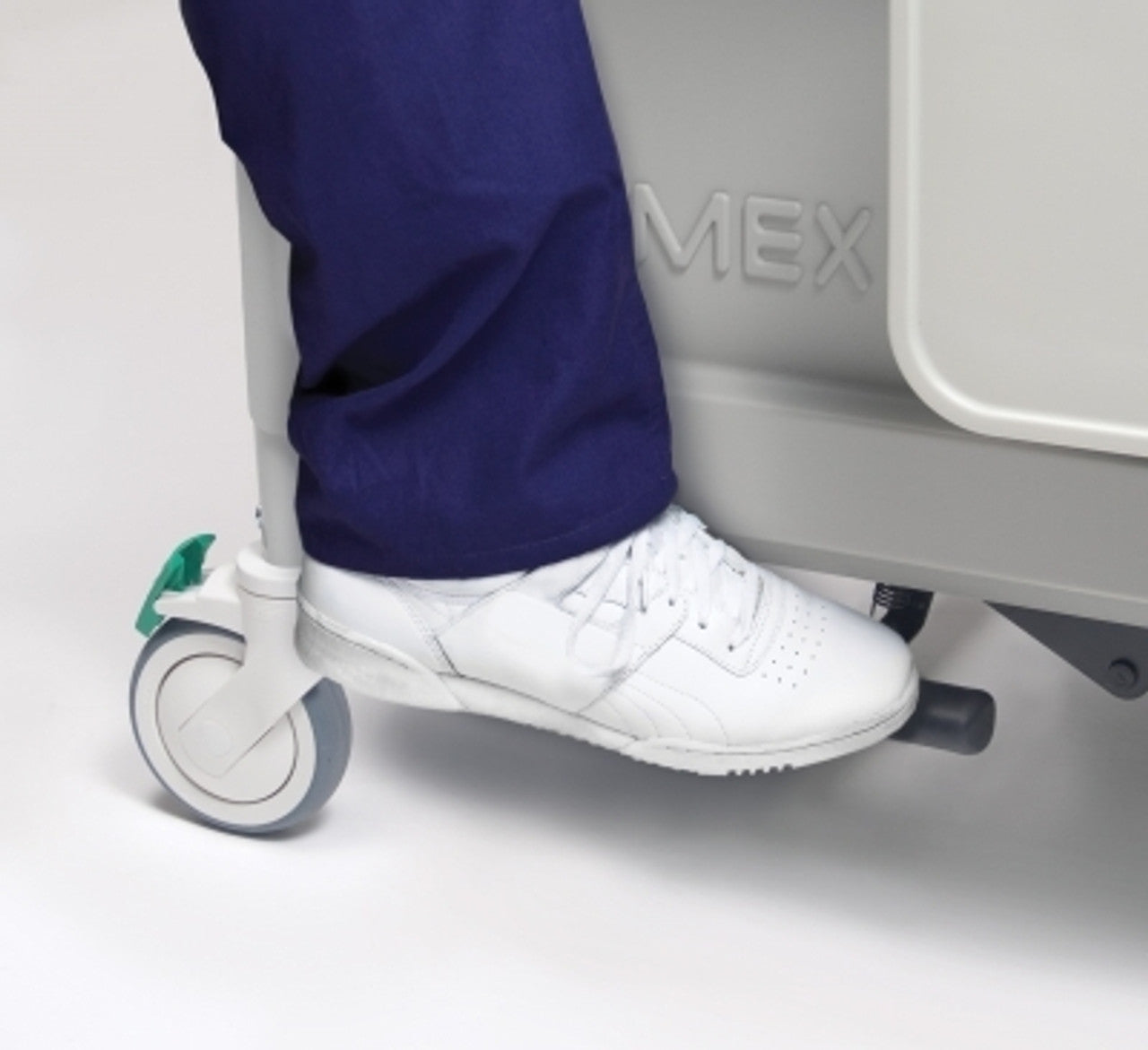 Graham Field Lumex Deluxe Clinical Care Recliner HM
