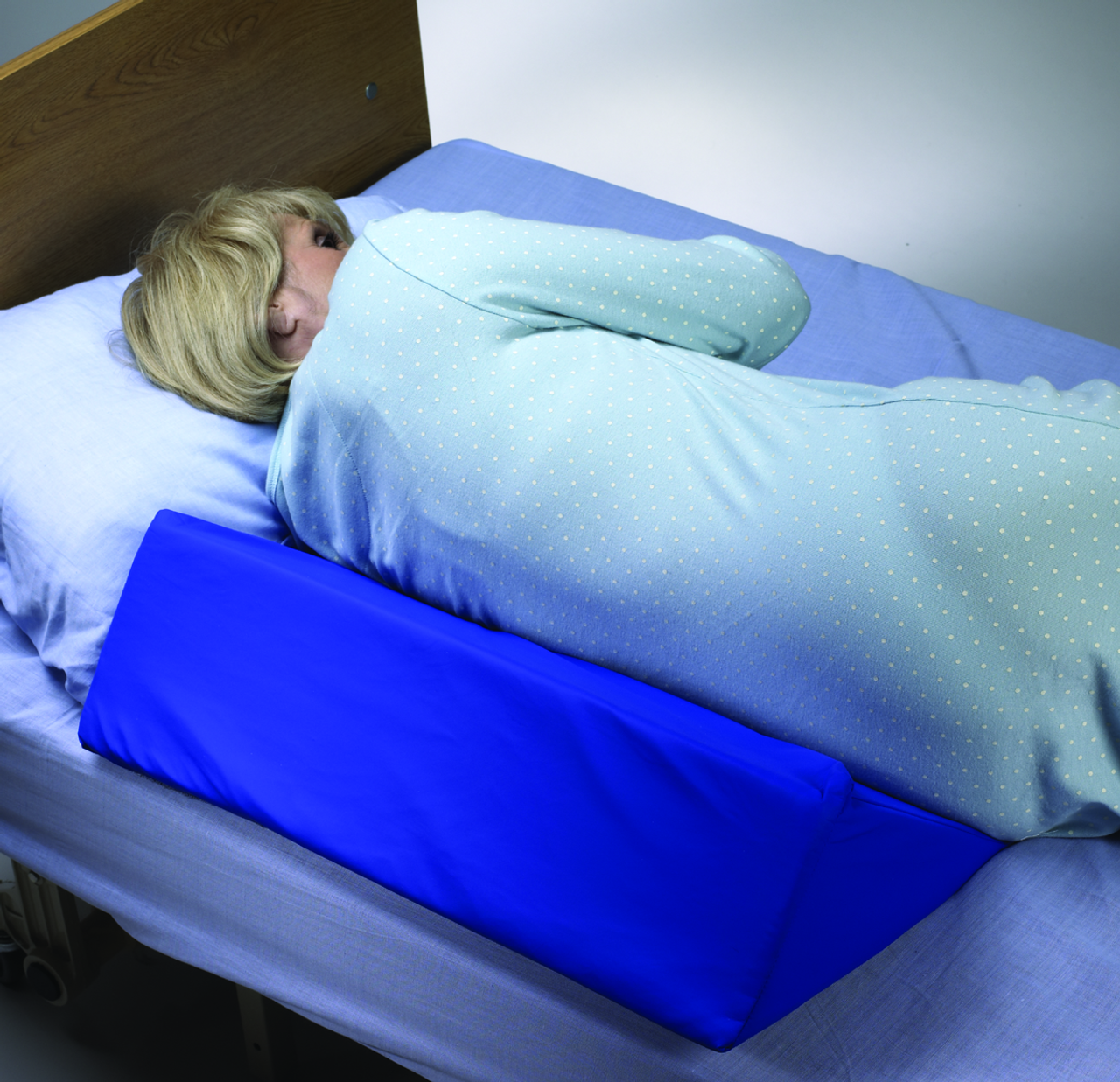 Skil Care-914452 30-Degree 34"L Positioning Wedge w/Convoluted Surface & LSII Cover
