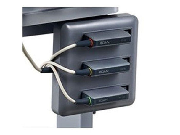 Conector de transductor triple. Cable de extensión que proporciona tres puertos para AX2 y AX3 a partir de un puerto de transductor único