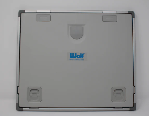 11318-10502 Wolf's Slimline Cassettes are easy to open and close, thin for easier storage, and lightweight for easier handling