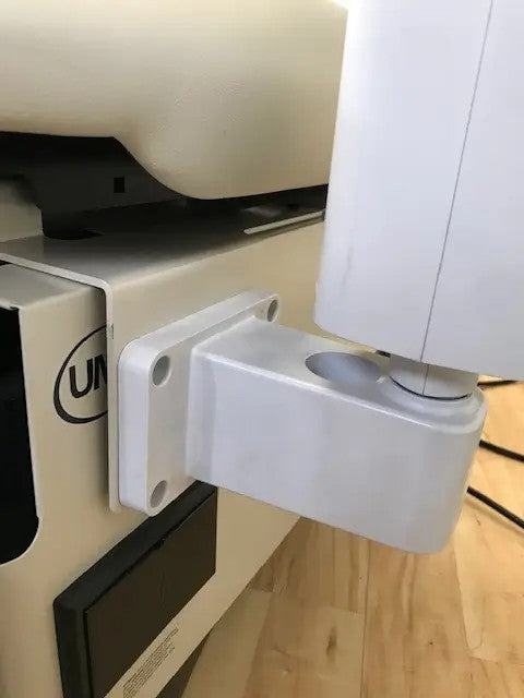 UMF MEDICAL-473 Front Mounting plate for Welch Allyn Light Bracket #48955 (Patient Left), Compatible with WA Green Series Light 48810, Field Installable, for Series 4010-650, 4011-650.