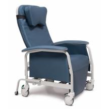 Graham Field Deluxe Wide Recliner – Preferred Care® Series