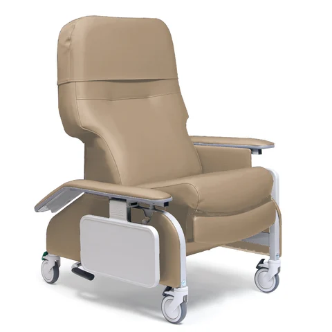 Marketlab Drop-Arm Reclining Phlebotomy Chairs