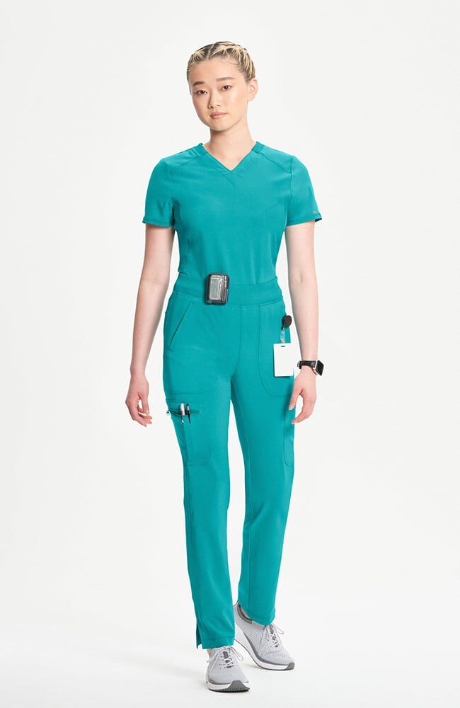Infinity Women's Mid Rise Tapered Leg Pull-On Scrub Pant - Petite
