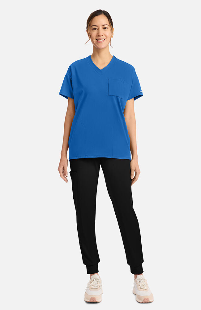 Cherokee Medical Allura Women’s Tuckable V-Neck Top