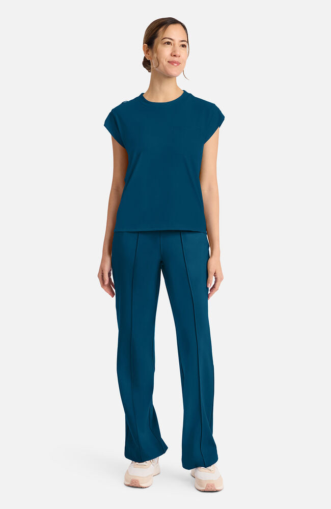 Cherokee Medical Achieve Women's 1-pocket Tuck-In Chest Pocket Crew Neck Scrub Top