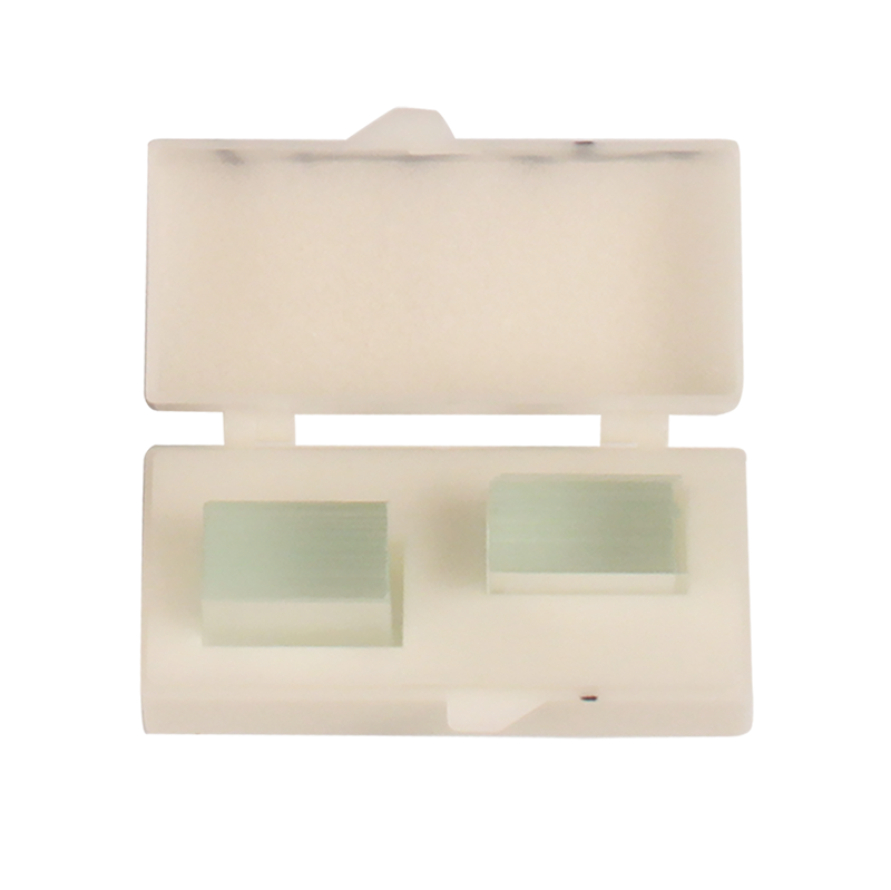 Dynarex-4176 Microscope Cover Glass 0.12 - 0.17 mm thickness (5/10/cs)