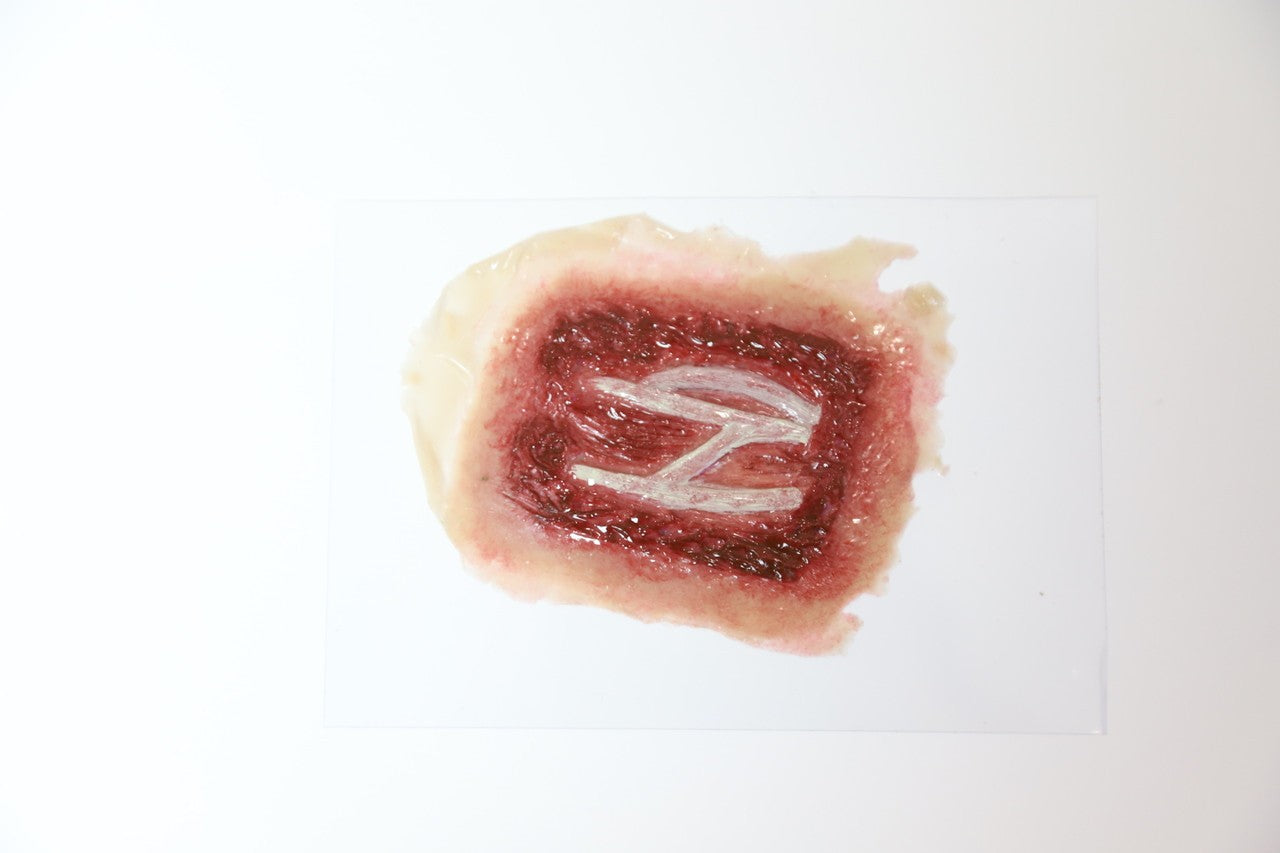 The Anatomy Lab-A-113000 Wearable Burn Wound Kit, 1/SET