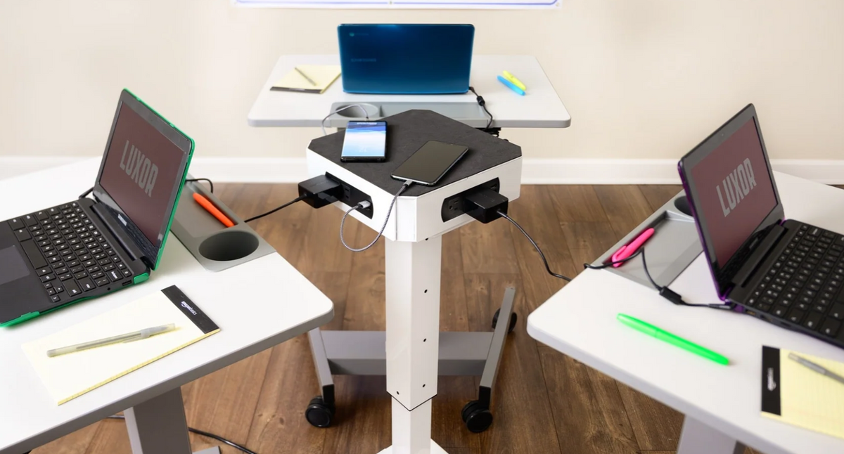 Marketlab-111362 LuxPower Mobile AC and USB Charging Tower, 1/ea