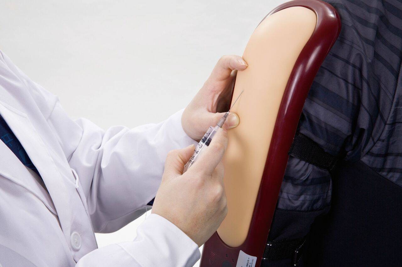 The Anatomy Lab-A-104474 Strap-on Intramuscular Injection Simulator, 1/ea