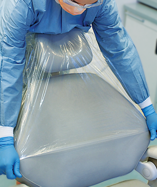 Crosstex-BCCS - Chair Sleeves 27.5” x 24” /70 x 61 cm (Clear) 225 Sleeves/Roll